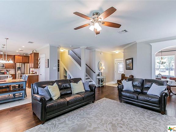 4th image of 903 Sugar Brook Dr
