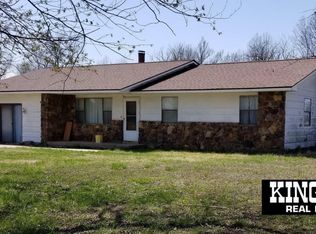 515 E 36th St, Baxter Springs, KS 66713