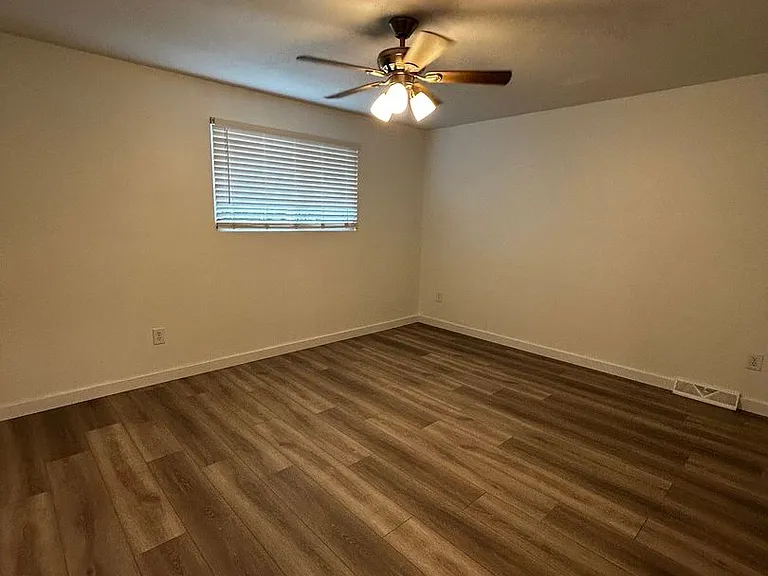 3559 Halpern St — Photo 12