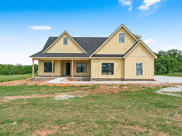 18984 Magnolia Mdws, Fayetteville, AR 72704