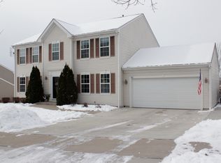 865 Taft Ter, Hartford, WI 53027