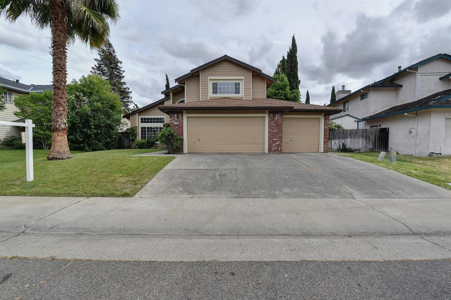 8768 Crusheen Way photo 1