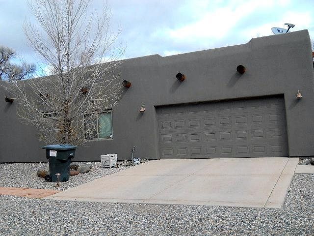 2nd image of 4430 N Elm Dr