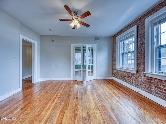 4th image of 201 W 5th Ave APT 7