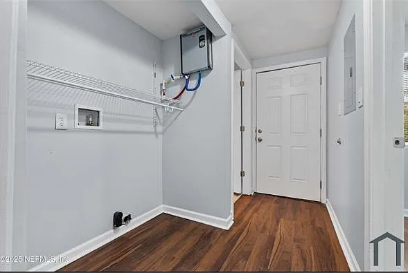 352 Golfair Blvd — Photo 5