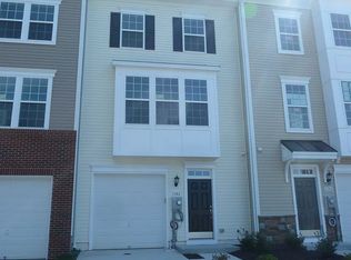 1102 Frontline Dr, Frederick, MD 21703