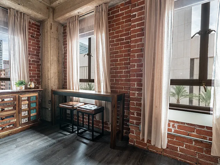 114 W Adams St #503 — Photo 14