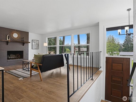 5th image of 5165 Granada Place SE