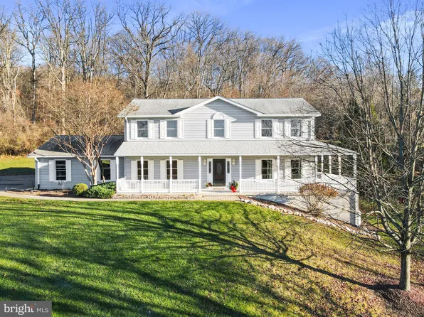 8011 Hollow Rd, Middletown, MD 21769