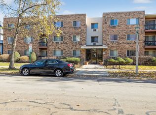 420 Home Ave APT 204N, Oak Park, IL 60302