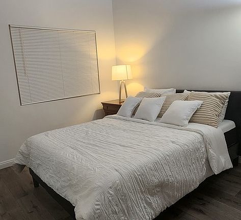 5th image of 4454 Eastgate Mall Unit 2