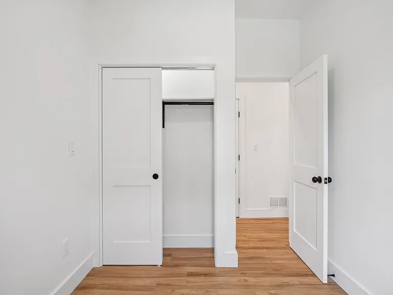 215 Harrison Ave #1 — Photo 16