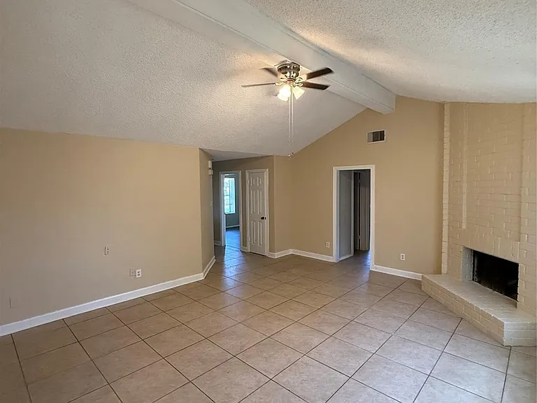 17834 Morrisway Ct — Photo 3