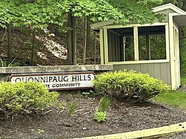 48 Quidnet Ct Unit 48, Guilford, CT 06437