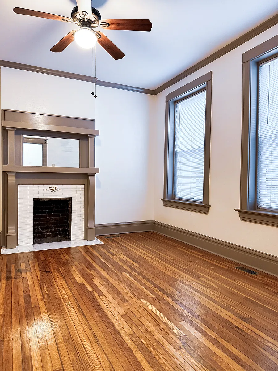 Building Photo - 6720 Vermont Ave #1