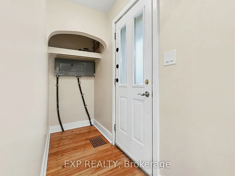 55 Spring St #A — Photo 3