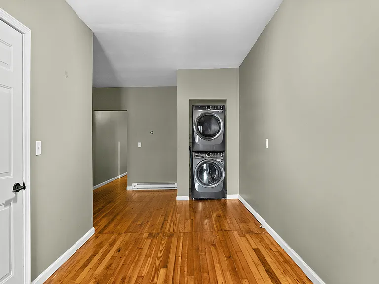 247 Main St #5 — Photo 15