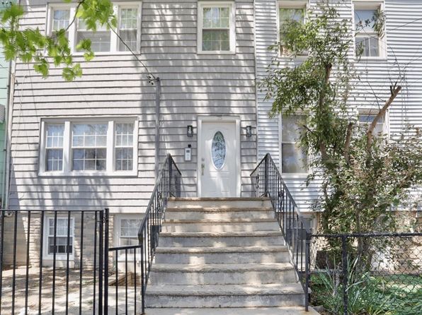 75 Chestnut Ave #2