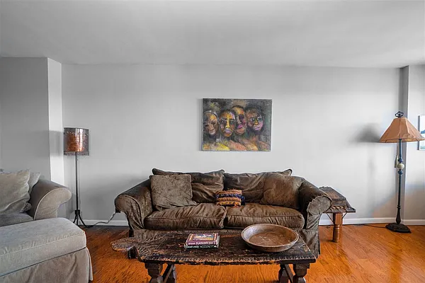 Rented by null | media 4