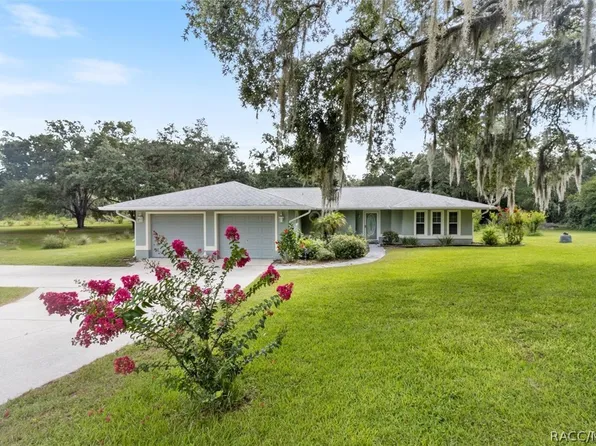 9175 W Chata Pl, Crystal River, FL 34428