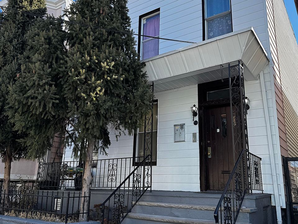 2nd image of 6806 Smith Ave