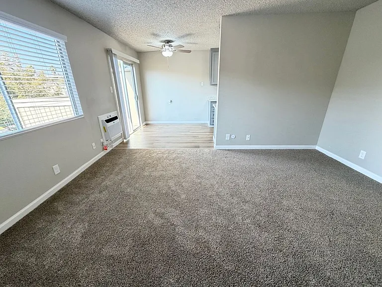 Garden Villa Apartments — Photo 4