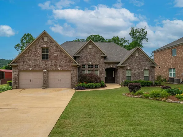 605 Legacy Dr, Springville, AL 35146