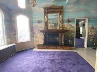 5702 Country Club Dr, Farmington, NM 87402