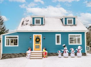 224 Salmon River Rd, Colchester, NS B6L 2S9