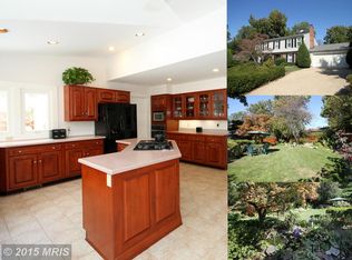 4715 Wakefield Chapel Rd, Annandale, VA 22003