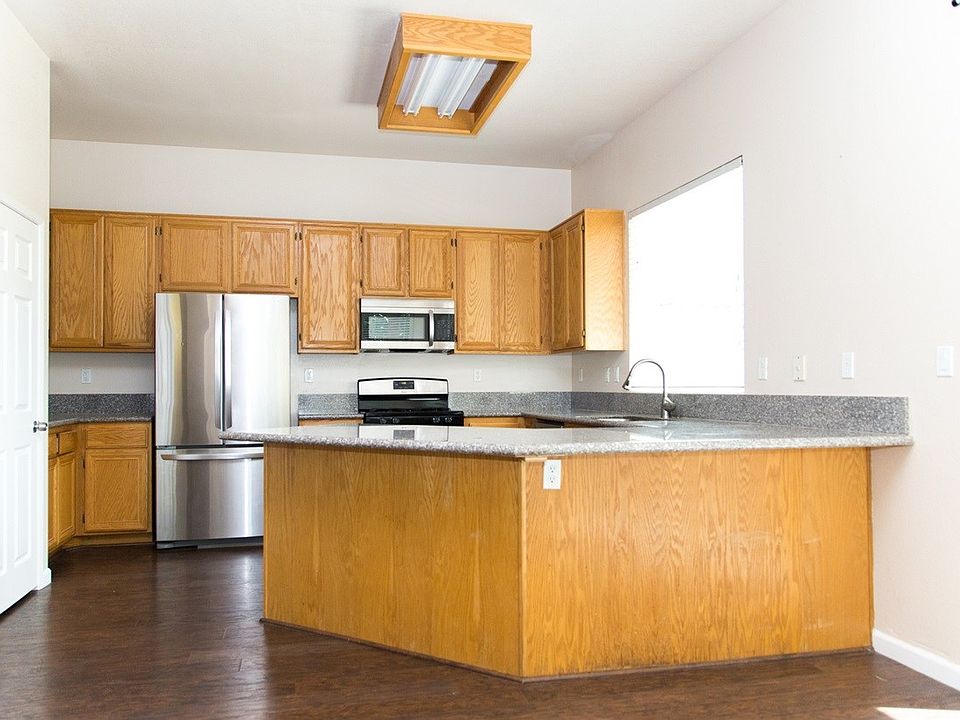 2nd image of 447 Merlot Ave