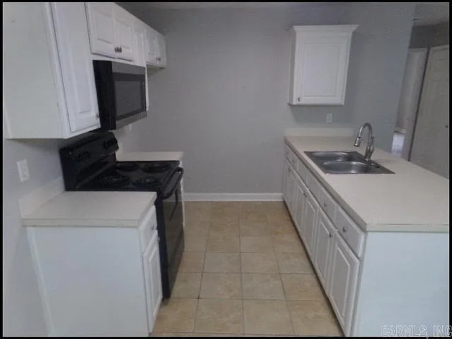 185 Charles Dr — Photo 4