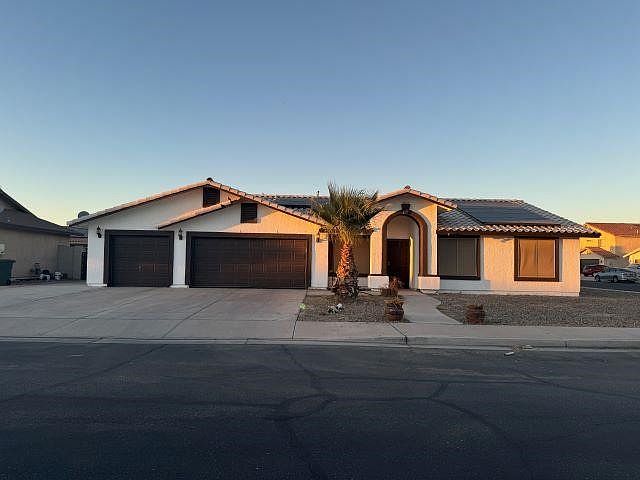 1st image of 6392 E 41st Pl