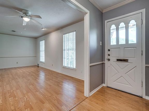 4th image of 10511 Cromwell Dr