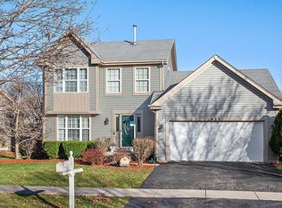 633 Lakewood Farms Dr, Bolingbrook, IL 60490