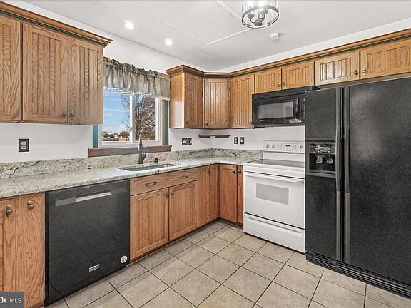 4th image of 18620 Orchard Hills Pkwy