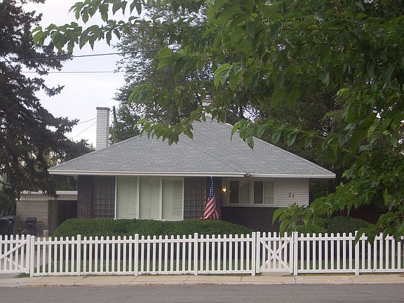 August 2007 - New Fence