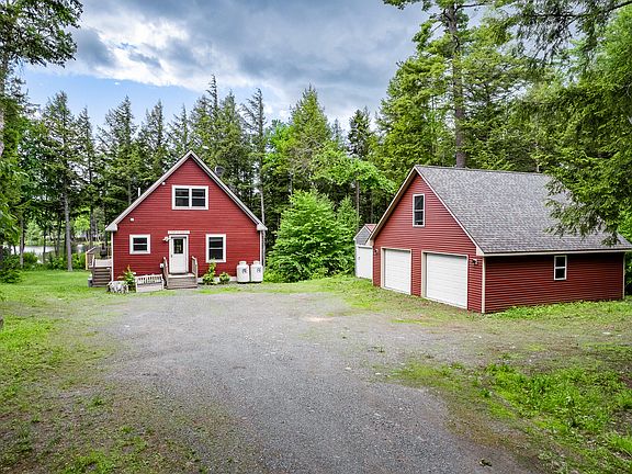 3rd image of 13 Flag Cove Road