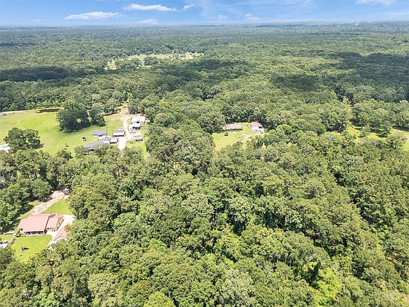 5th image of Country Club Dr