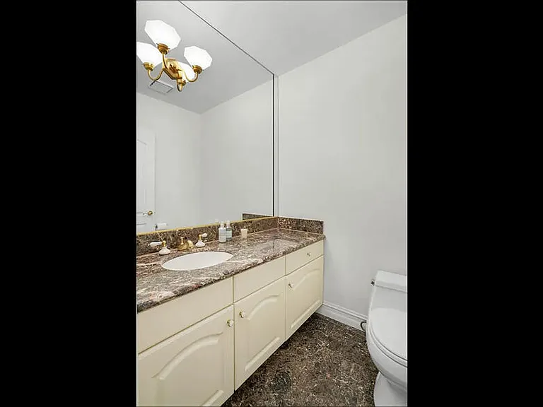 9848 Vidor Dr #101 — Photo 8
