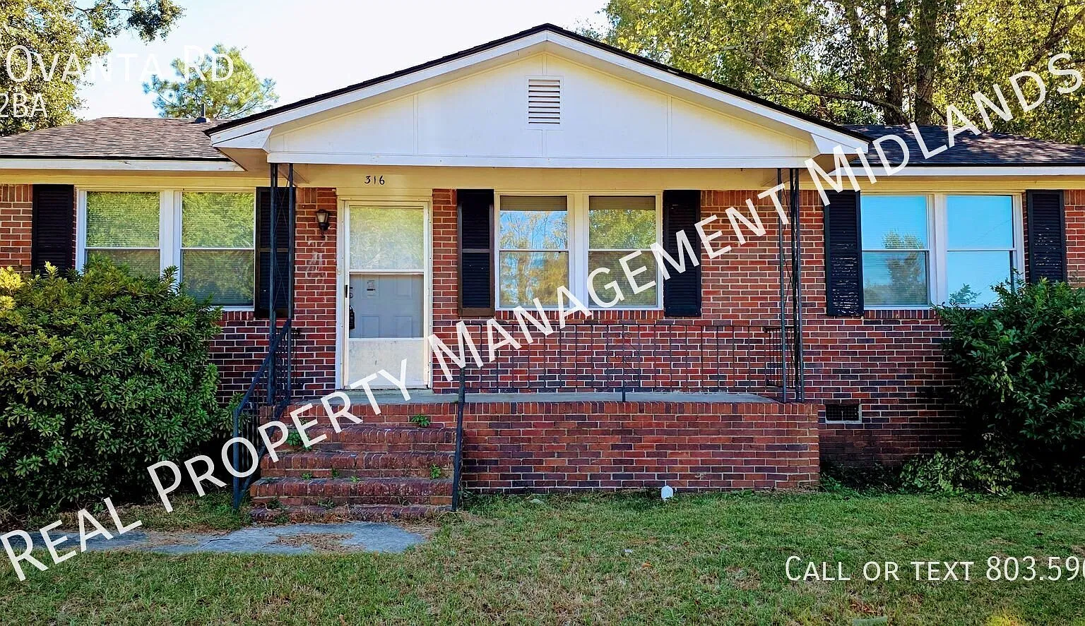 Charming 3-Bedroom Brick Home in Hickory Ridge! — Photo 1