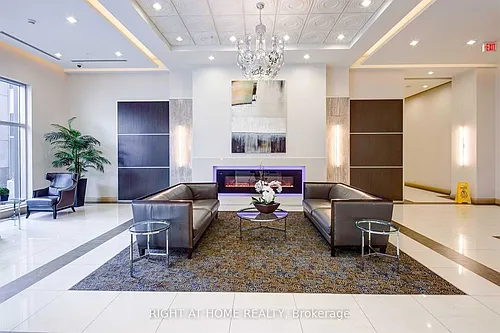 7165 Yonge St E #631 Photo 1