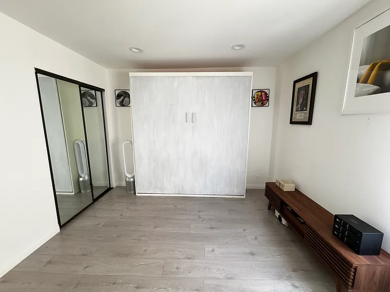 1900 Vine St #303 — Photo 13