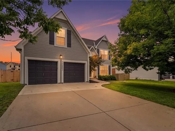 21403 W 54th Ter, Shawnee, KS 66218