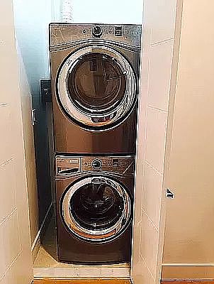 4th image of 2111 5th Ave APT 4