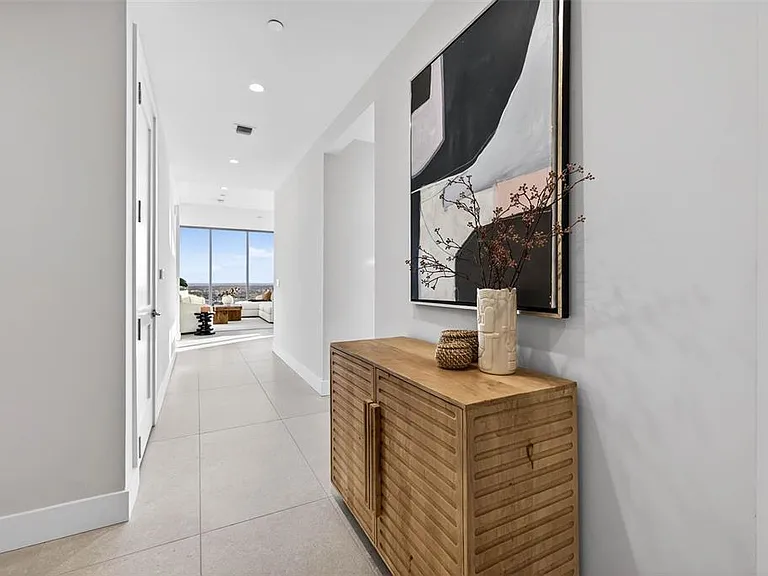275 1st Ave S #2706 — Photo 39