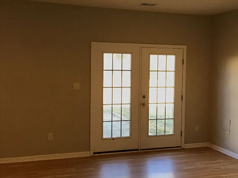 228 Meriweather Dr — Photo 7