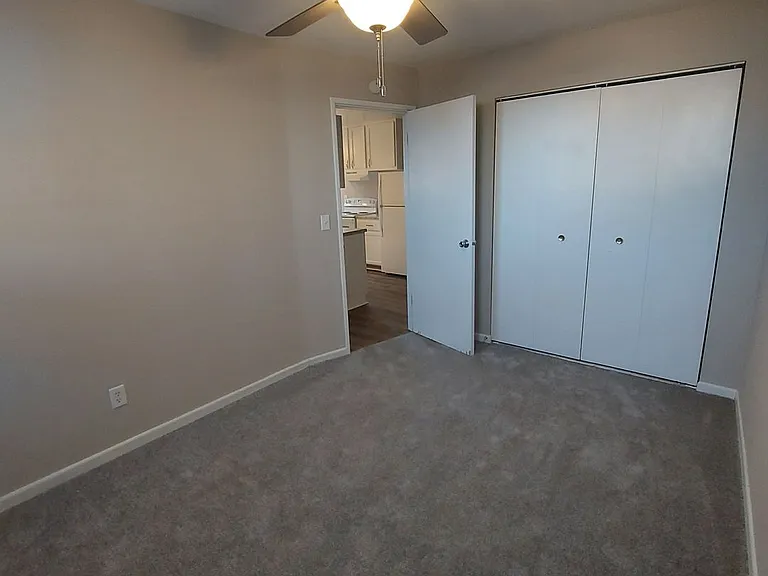 St. Anthony Park Apartments — Photo 19