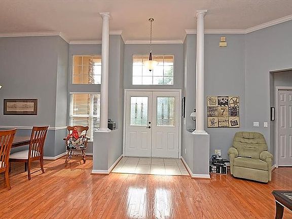 4th image of 3916 Emerald Estates Cir