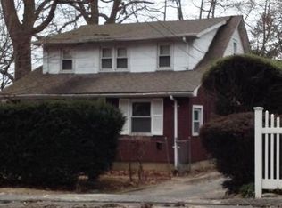 167 McKay Rd, Huntington Station, NY 11746